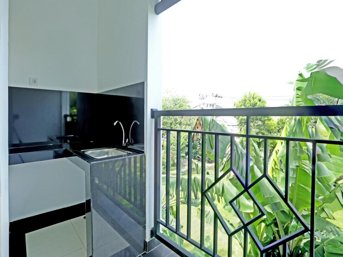 Oyo 90859 Cahaya Guest House Pesanggaran Eksteriør bilde